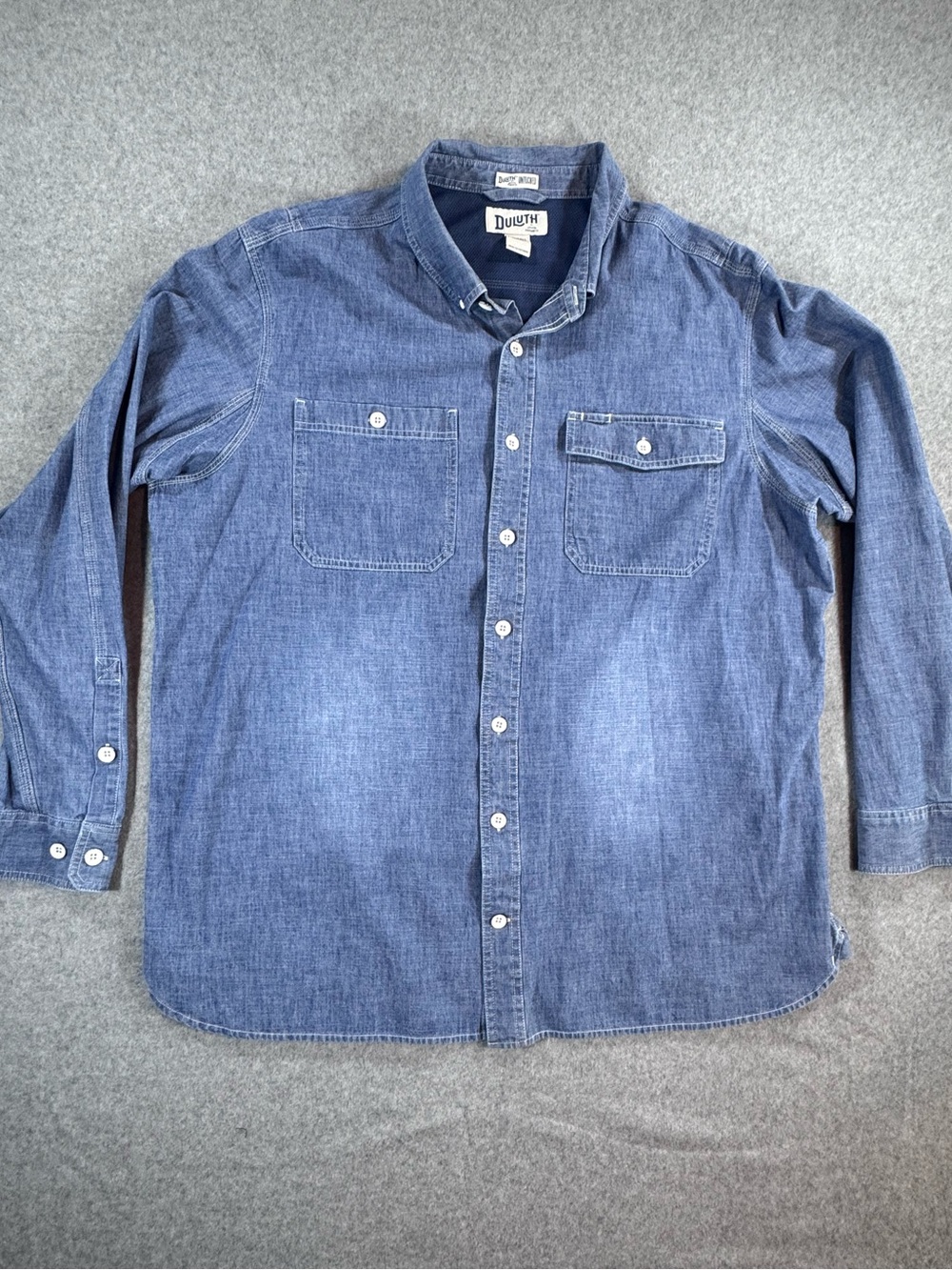 Duluth Trading Co Blue Denim Long-Sleeve Button-Down Shirt